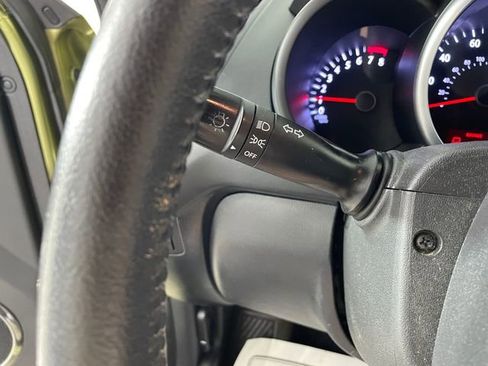 Used 2012 Kia Soul + FWD image 12