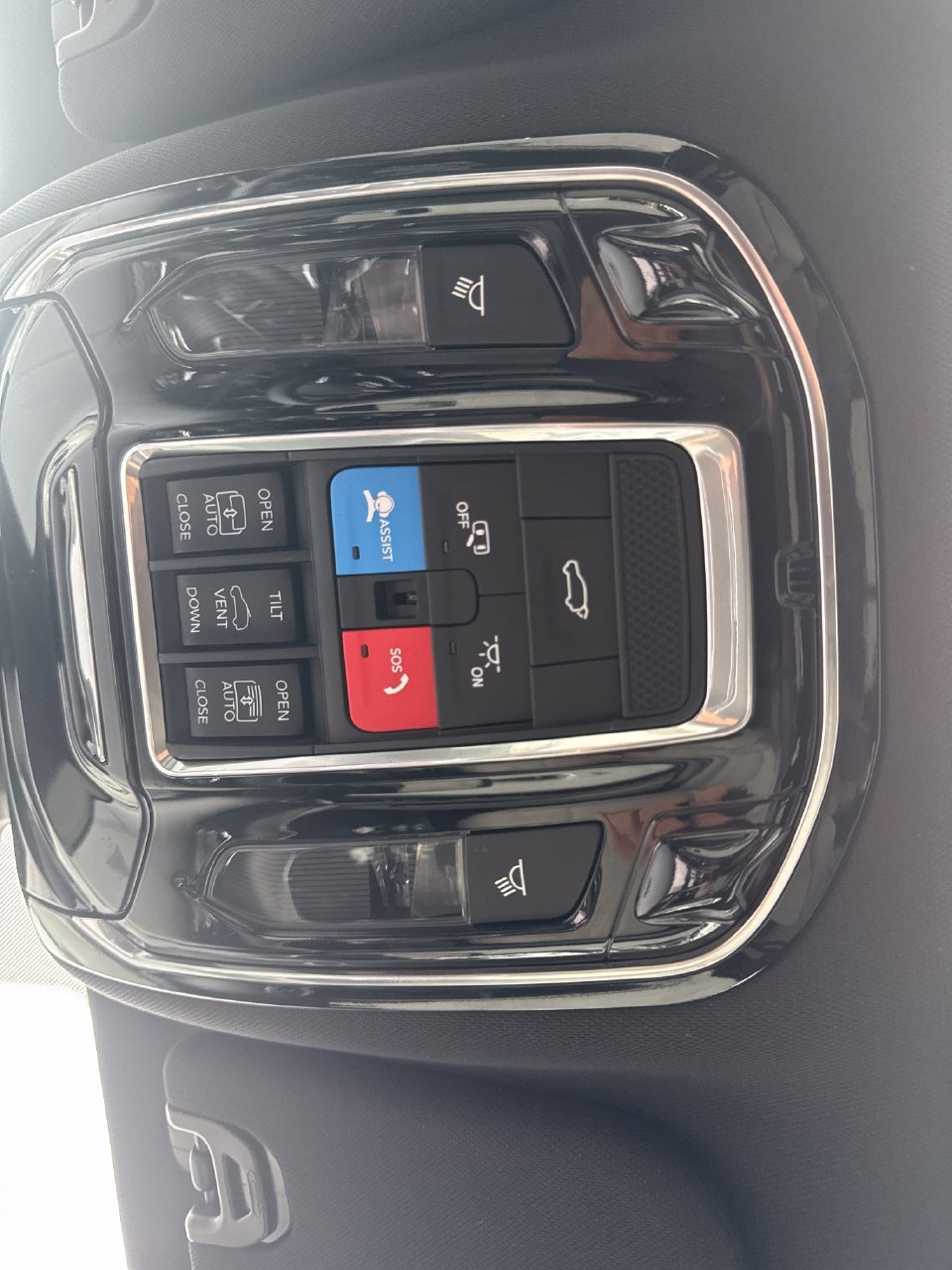 Certified 2026 Jeep Grand Wagoneer Summit AWD/4WD image 30