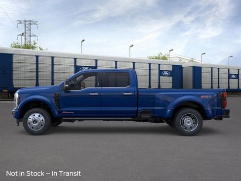 New 2026 Ford F450 Platinum w/ FX4 Off-Road Package image 39