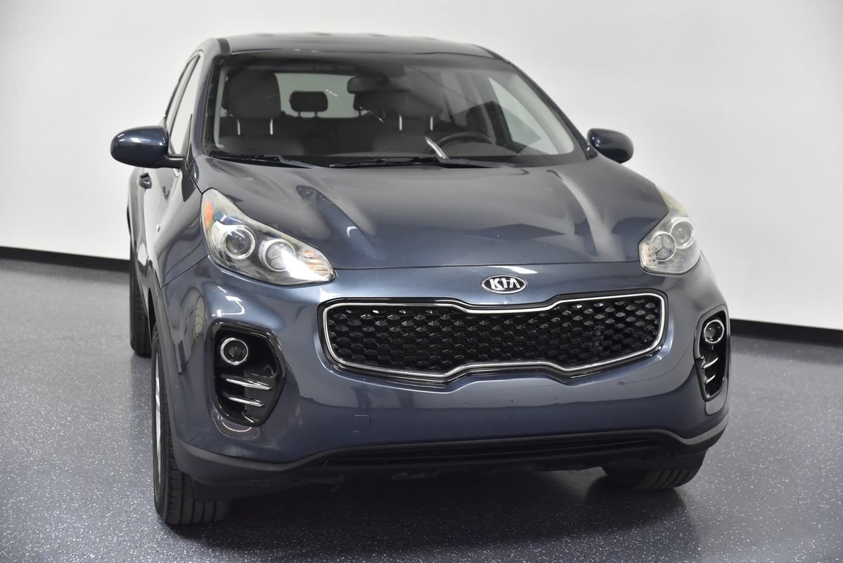 Used 2017 Kia Sportage LX AWD/4WD image 2