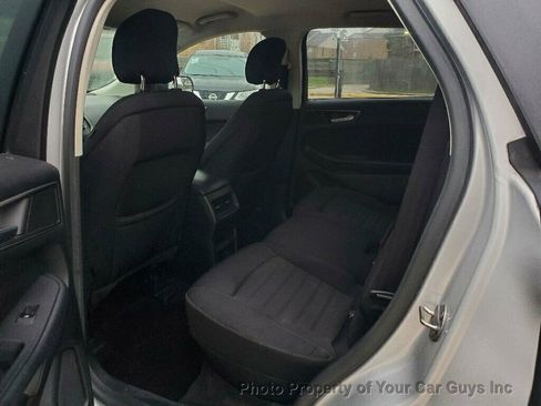 Used 2015 Ford Edge SE image 27