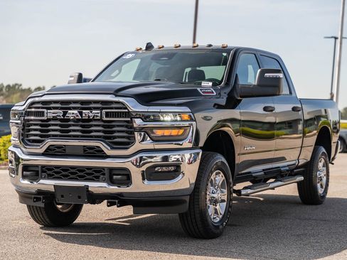 Used 2025 RAM 2500 Big Horn image 4