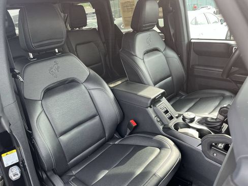 Used 2025 Ford Bronco Badlands AWD/4WD image 31