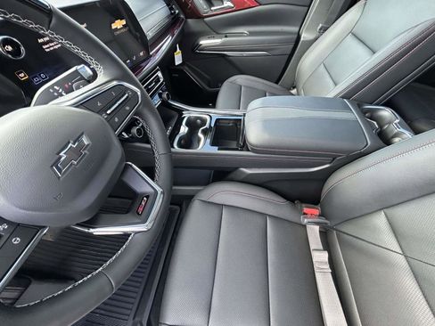 New 2026 Chevrolet Traverse Z71 w/ Enhanced Driving Package image 10