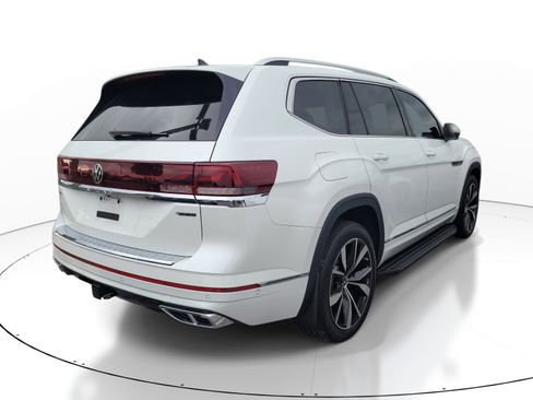 Used 2024 Volkswagen Atlas SEL Premium R-Line AWD/4WD image 7