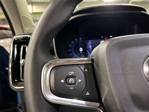 Certified 2024 Volvo XC40 B5 Plus w/ Protection Package Premier image 13