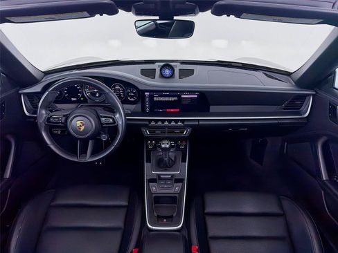 Used 2021 Porsche 911 Cabriolet image 19