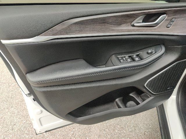 Used 2023 Jeep Grand Cherokee 4WD 4xe image 36