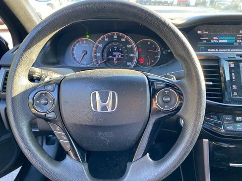 Used 2017 Honda Accord EX image 29