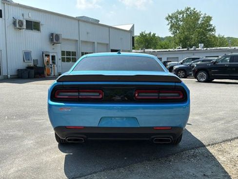 Used 2023 Dodge Challenger R/T w/ Blacktop Package RWD image 7