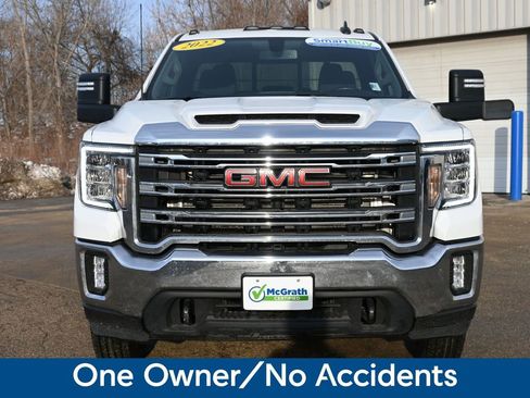 Used 2022 GMC Sierra 3500 SLE w/ SLE Convenience Package image 4