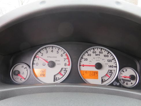 Used 2012 Nissan Xterra PRO-4X w/ Pro-4x Leather Pkg image 15