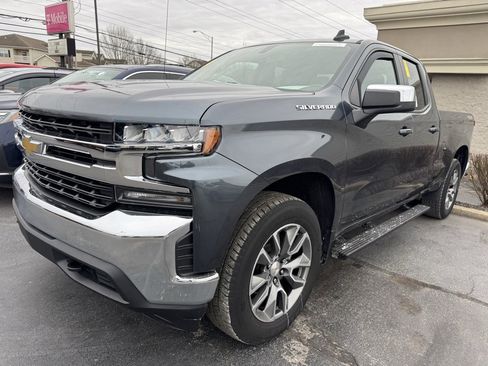 Used 2022 Chevrolet Silverado 1500 LT image 1