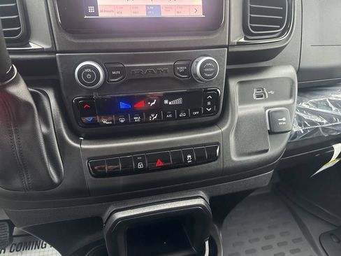 Used 2024 RAM ProMaster 2500 FWD image 20
