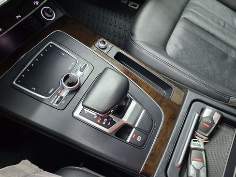 Used 2018 Audi Q5 2.0T Premium Plus w/ Premium Plus Package AWD/4WD image 36