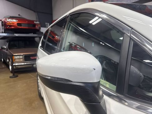 Used 2023 Chrysler Pacifica Touring-L FWD image 89