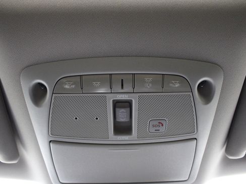 Used 2019 Nissan Maxima Platinum w/ Sport Mat Group FWD image 22