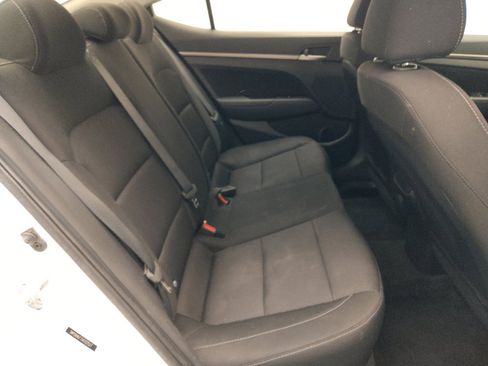Used 2018 Hyundai Elantra SEL FWD image 19