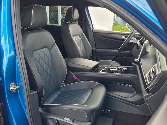 Certified 2025 Volkswagen Atlas Cross Sport SEL Premium R-Line AWD/4WD image 18