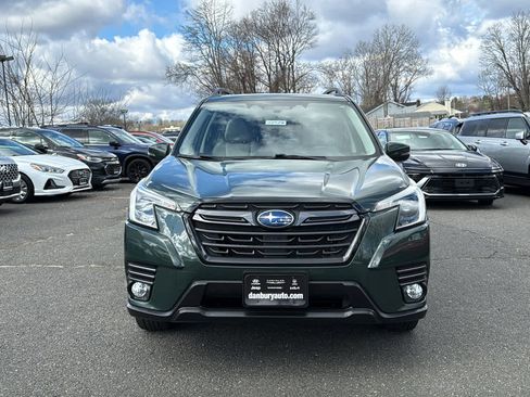 Used 2023 Subaru Forester Limited image 2
