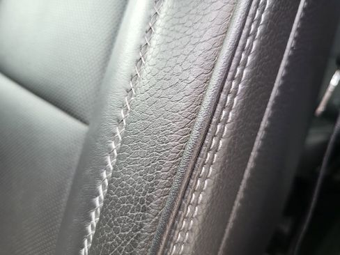 Used 2023 GMC Yukon XL Denali image 18