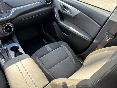 Used 2024 Chevrolet Blazer LT w/ Convenience Package image 14