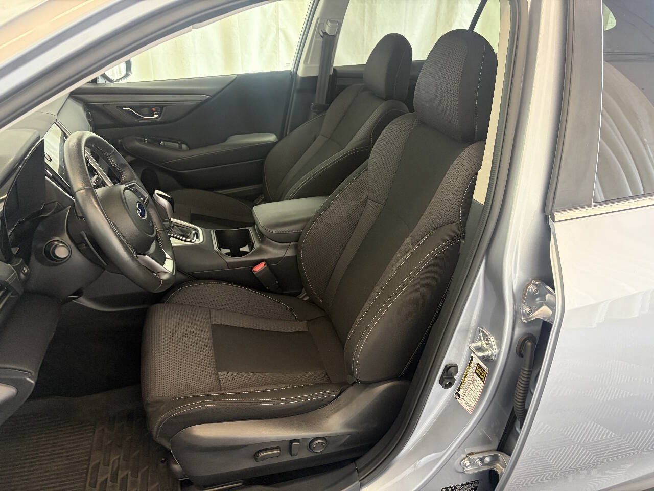 Used 2023 Subaru Outback Premium AWD/4WD image 19