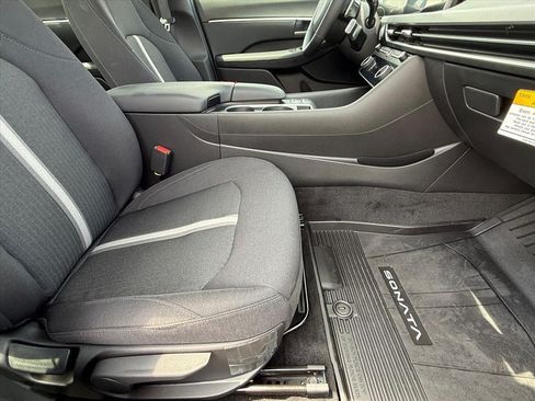 New 2026 Hyundai Sonata SEL FWD image 10