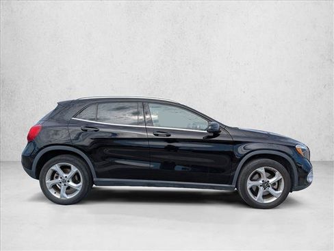 Used 2018 Mercedes-Benz GLA 250 image 4