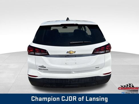 Used 2023 Chevrolet Equinox LS AWD/4WD image 7