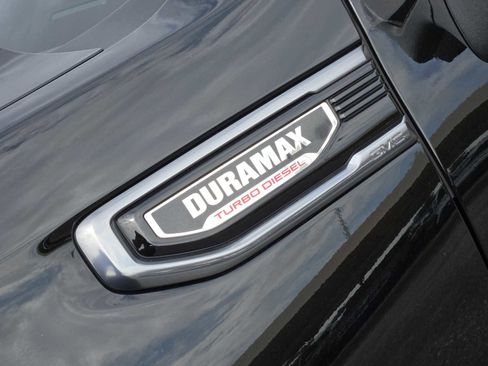 Certified 2025 GMC Sierra 1500 AT4 w/ AT4 Premium Package AWD/4WD image 10