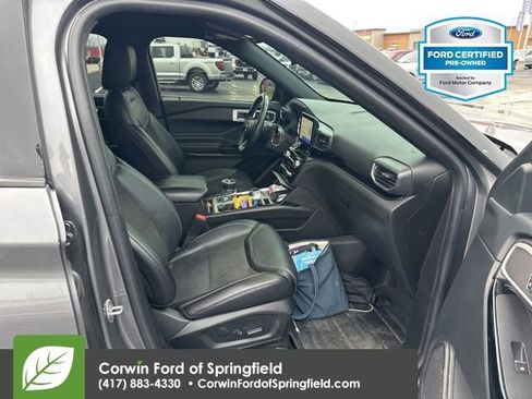 Used 2022 Ford Explorer ST w/ ST Street Pack image 12