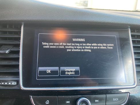 Used 2019 Buick Encore Preferred AWD/4WD image 23