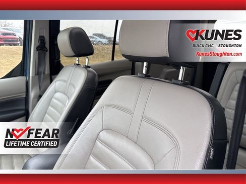 Used 2019 Ford Transit Connect Titanium w/ Titanium Premium Package image 24