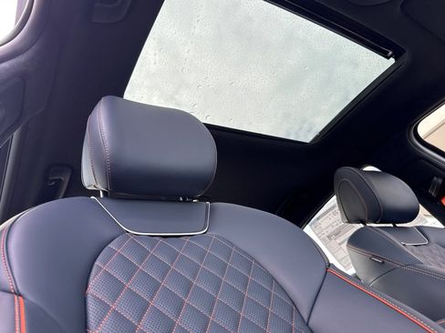 New 2026 Genesis G70 3.3T Prestige image 17