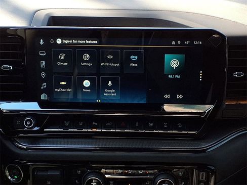 Used 2025 Chevrolet Silverado 2500 ZR2 image 14