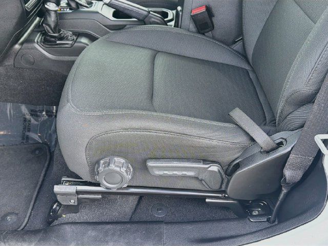 Used 2021 Jeep Wrangler Sport AWD/4WD image 20