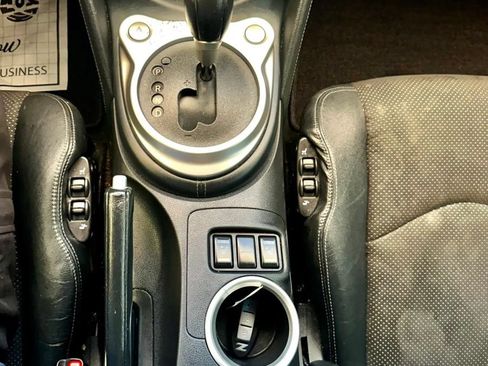 Used 2016 Nissan 370Z Touring RWD image 25