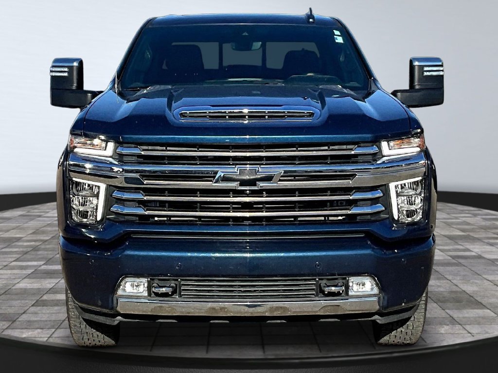 Used 2022 Chevrolet Silverado 2500 High Country AWD/4WD image 2