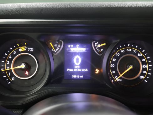 Used 2024 Jeep Wrangler Unlimited Sport AWD/4WD image 21