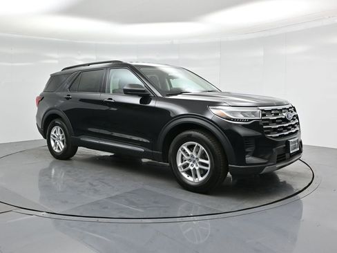 New 2025 Ford Explorer Active image 27