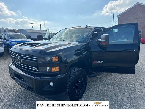 Used 2019 Chevrolet Silverado 2500 LTZ w/ Duramax Plus Package AWD/4WD image 11