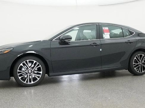 New 2026 Toyota Camry XLE AWD/4WD image 17
