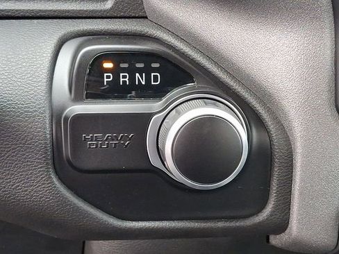 Used 2024 RAM 2500 Tradesman w/ Chrome Appearance Group image 9