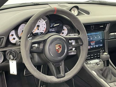 Certified 2018 Porsche 911 GT3 w/ Sport Chrono Package RWD image 4