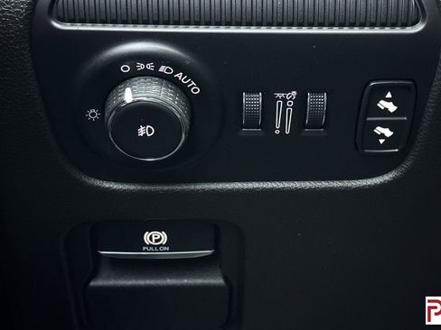 Used 2022 Jeep Grand Wagoneer Series I image 36