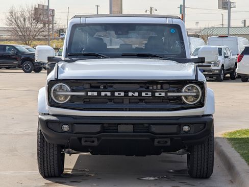 New 2025 Ford Bronco Outer Banks image 7