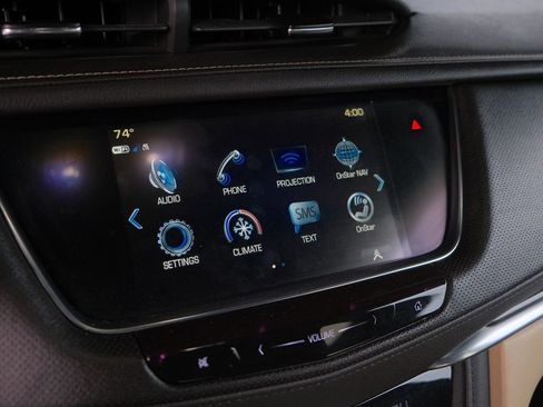 Used 2019 Cadillac XT5 FWD image 22