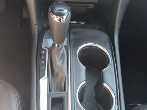Used 2021 Chevrolet Equinox Premier w/ Redline Edition FWD image 24