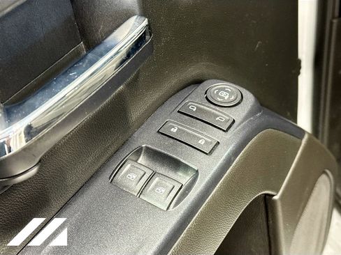 Used 2015 GMC Sierra 2500 4x4 Regular Cab w/ Sierra Convenience Package image 18